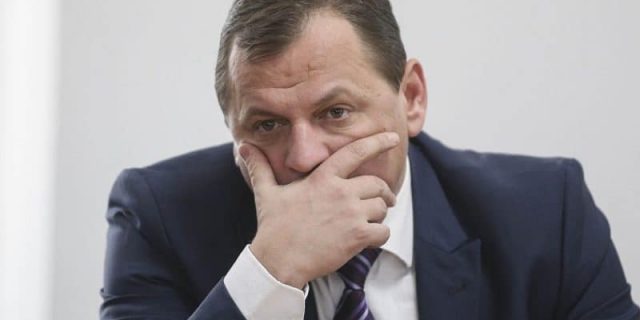 Gabriel Vlase, sie