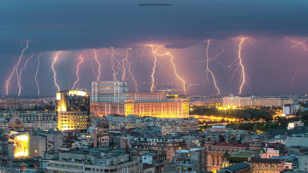 METEO: Bucureștiul trece de la averse și tunete la 32 de grade în doar 24 de ore / De marți, temperaturile cresc din nou
