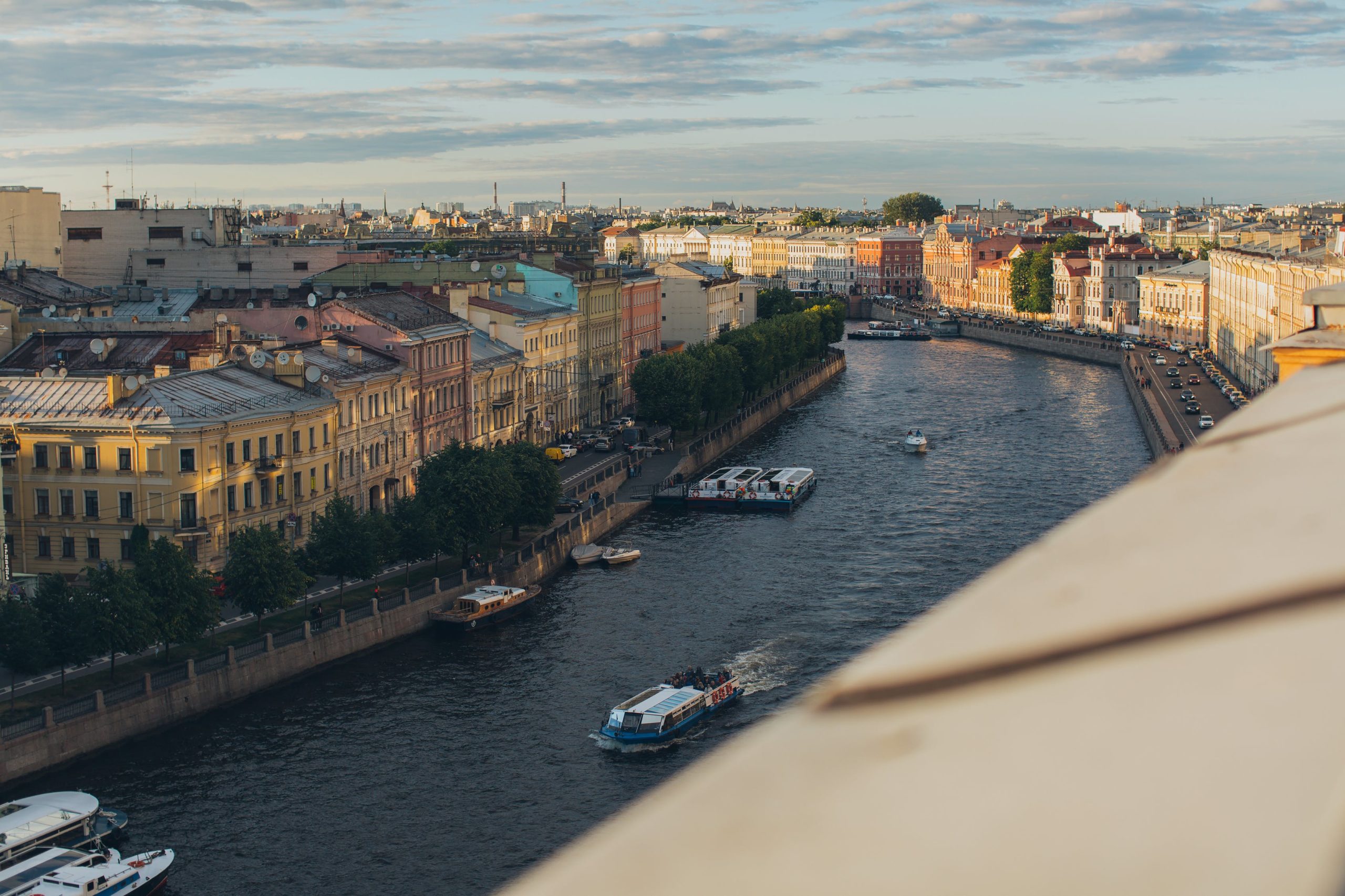 Peste 80 de drone interceptate deasupra orașului Sankt Petersburg în timpul „Davosului rusesc”
