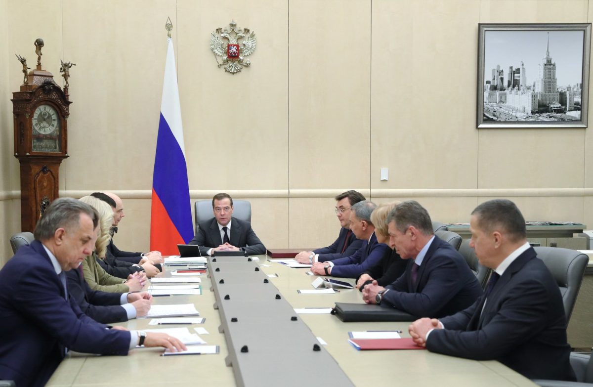 Medvedev sare din nou cu jigniri, după ce șefa Comisiei Europene a trimis României mesaj de solidaritate legat de explozia dronei la Constanța: „Ticăloasa Ursula”