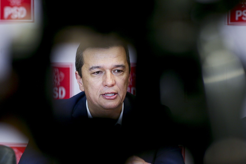 Sorin Grindeanu îi răspunde lui Ciucu: „E o diferență mare între mine și dânsul. Eu n-am fost acuzat de către DNA că am luat șpagă sute de mii de euro” / Primarul Capitalei a vorbit recent despre ”viloiul” lui Grindeanu