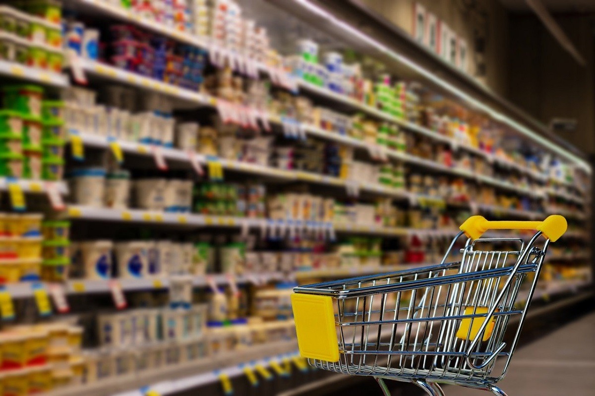 Parlamentul bulgar interzice creșterile „nejustificate” ale prețurilor de consum / Marii comercianți sunt obligați să publice zilnic online tarifele