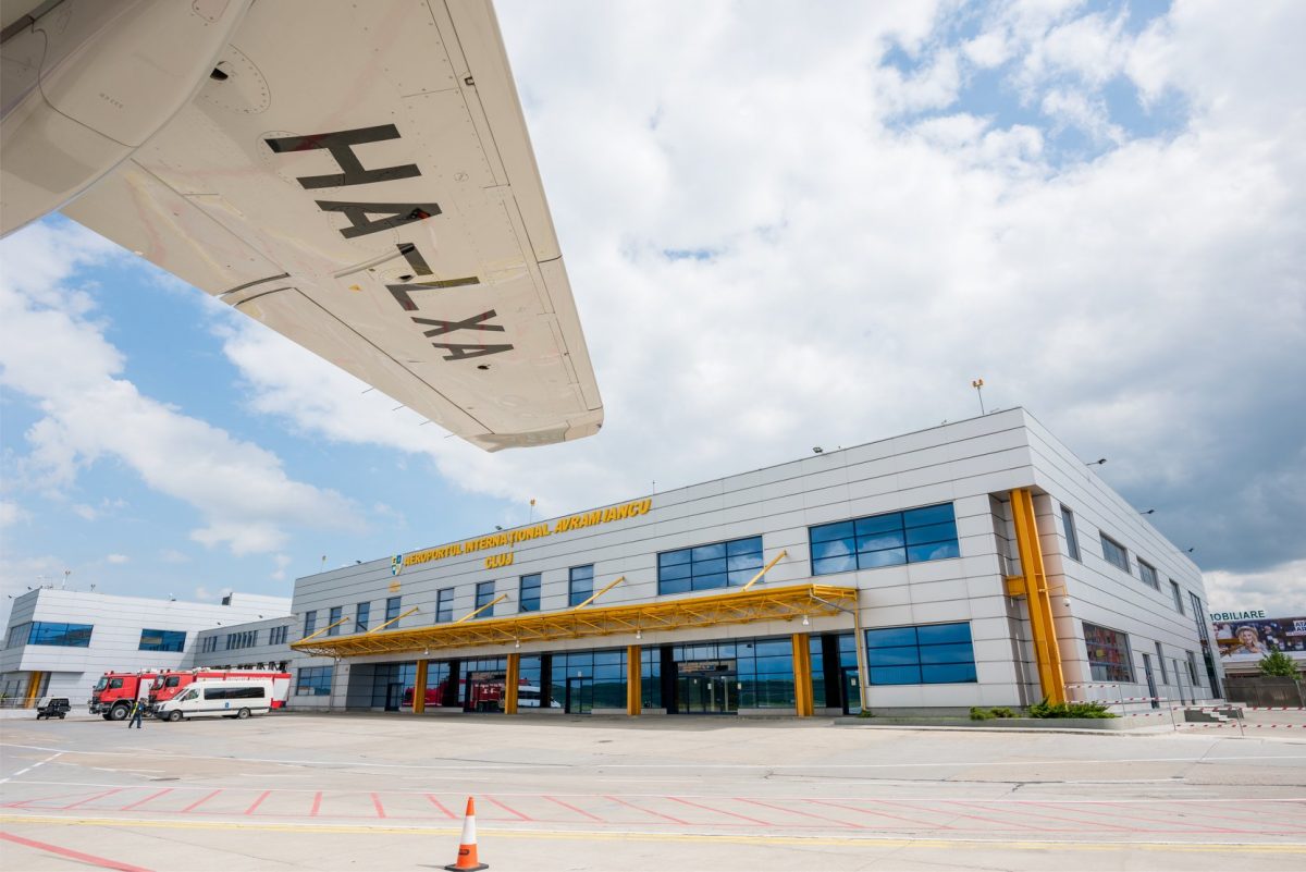 Aeroportul Cluj ar putea ajunge la autonomie energetică, din 2027 / Se construiește un parc fotovoltaic pe o suprafață de 8 hectare