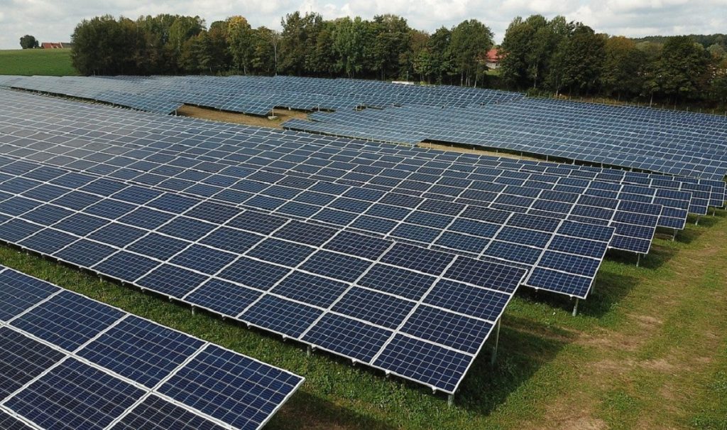 Municipiul Iași va avea cel mai mare parc fotovoltaic construit de o administrație publică din România / ”Va avea toate echipamentele necesare pentru a produce și injecta energie în sistemul energetic național pe tot parcursul anului”