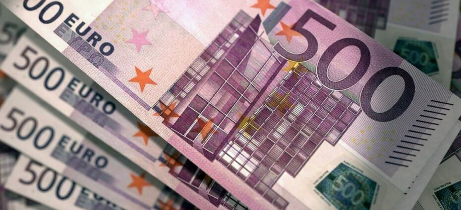 500 de euro, bani, bancnota, valuta, money, spalare de bani, infractiune, furt, evaziune fiscala