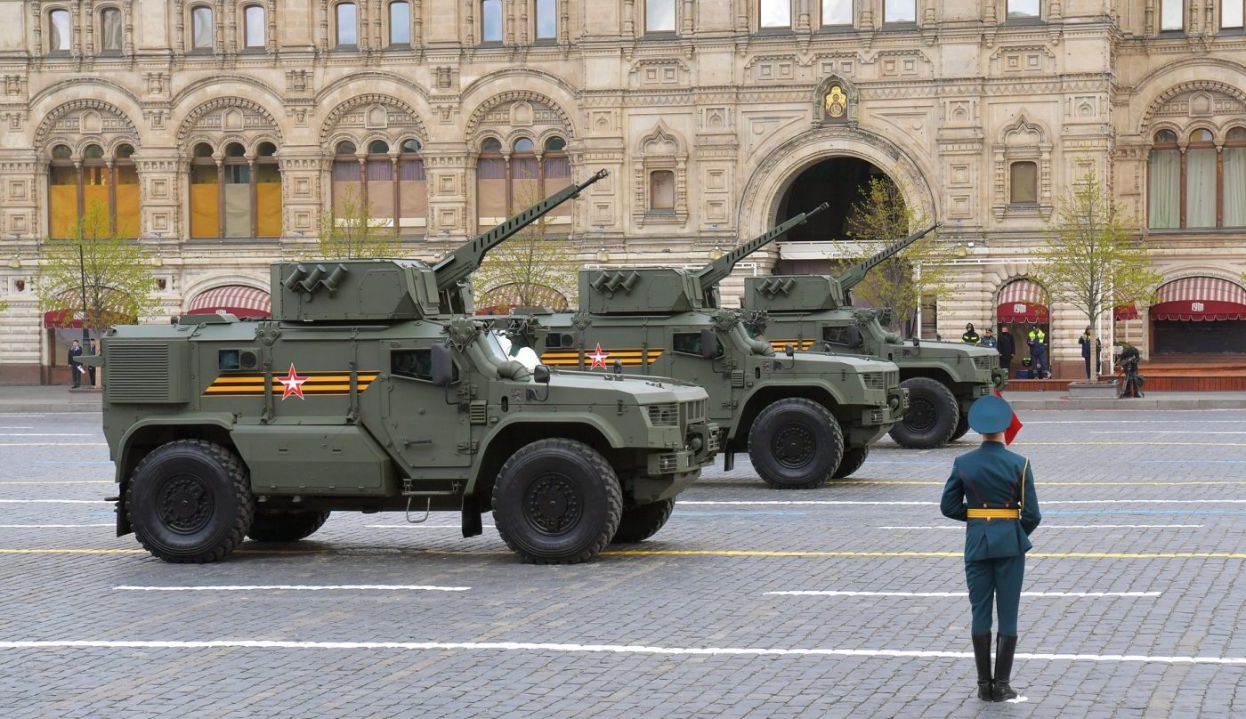 Zelenski denunţă ”cinismul absolut” al Rusiei, care cere armistiţiu de Ziua Victoriei, dar atacă Ucraina zilnic