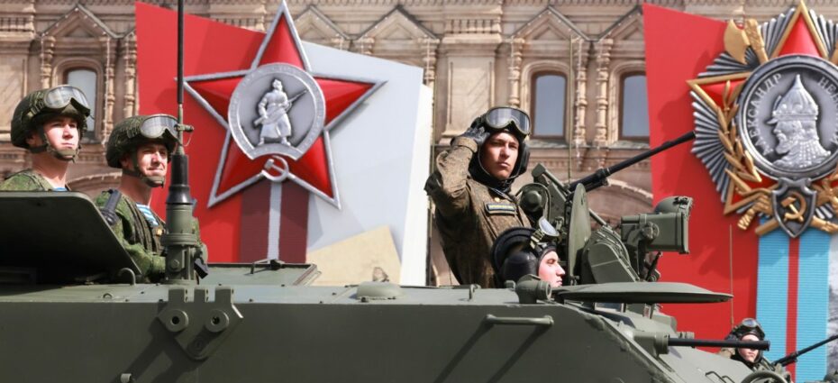 rusia, kremlin, moscova, ziua victoriei, parada, 9 mai, militari, soldati, armata rusa, blindate, tancuri