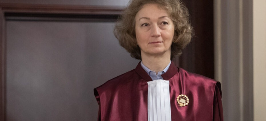 Elena-Simina Tanasescu, judecator CCR