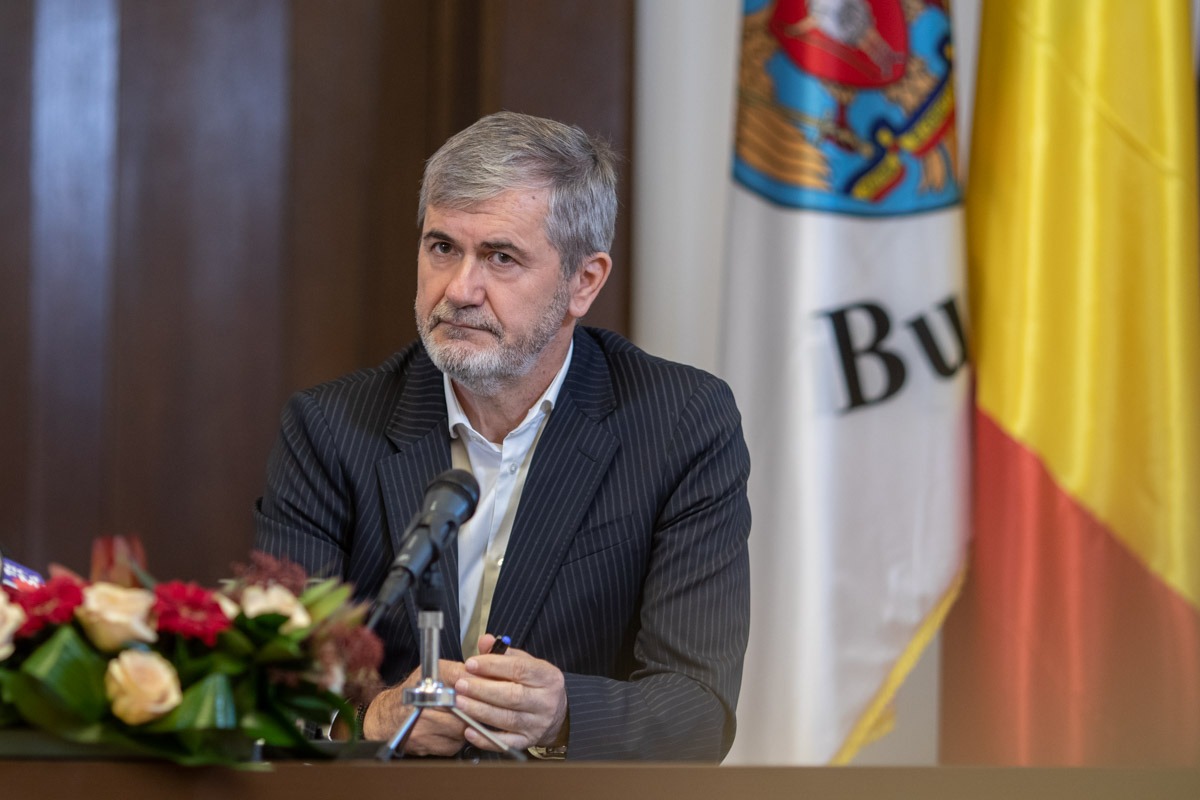 Președintele PNL Botoșani propune un acord politic PNL-PSD: Nu se poate guverna fără PSD / Valeriu Iftime face parte din tabăra Veștea