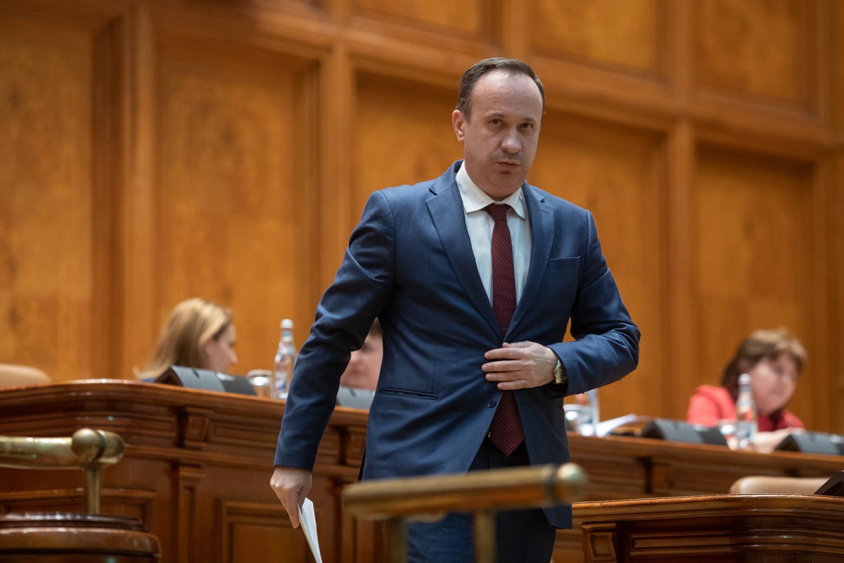 Adrian Câciu transmite că PSD nu va vota legea salarizării propusă de Ilie Bolojan