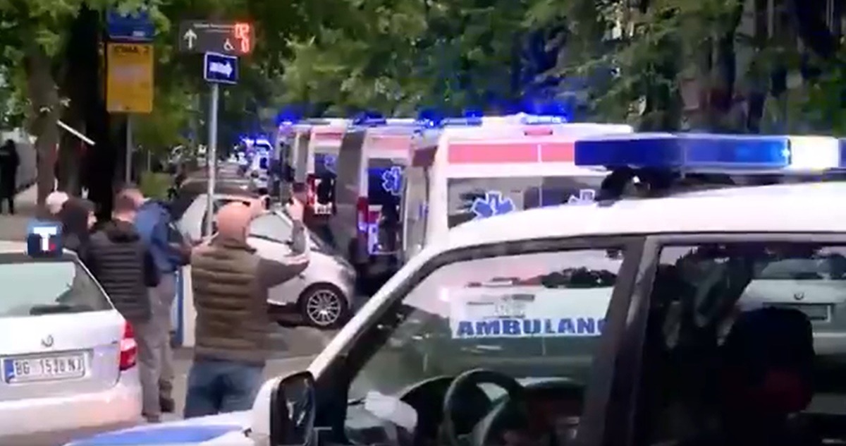 Părinţii băiatului care a ucis nouă elevi şi un agent de securitate într-o şcoală din Belgrad, condamnaţi la închisoare