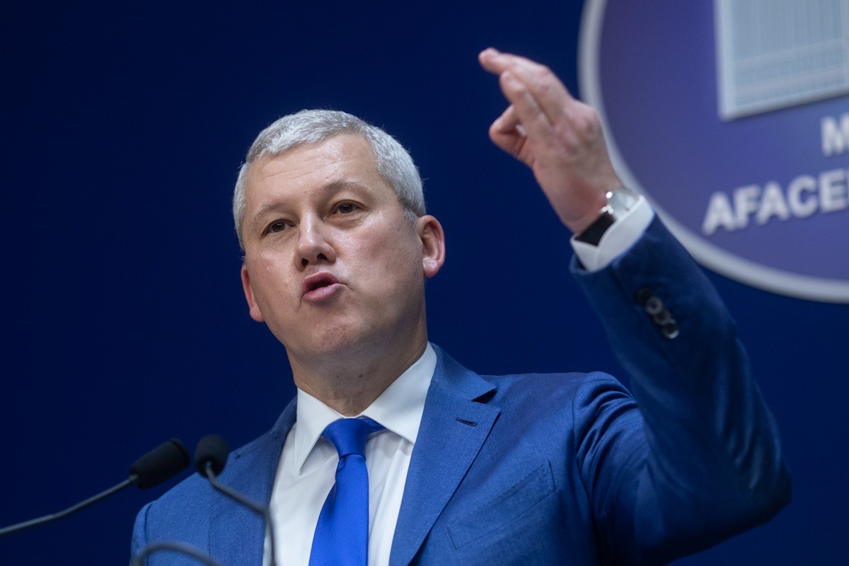 Cătălin Predoiu anunță că nu va contesta o eventuală decizie de excludere din PNL după ce a votat guvernul Veștea. El anunță că ”am făcut și o alegere de perspectivă”
