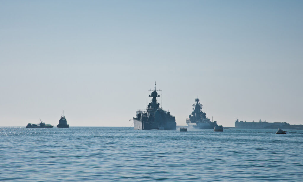 Rusia atacă două nave în Marea Neagră cărora le atribuie legături cu forțele armate ale Ucrainei