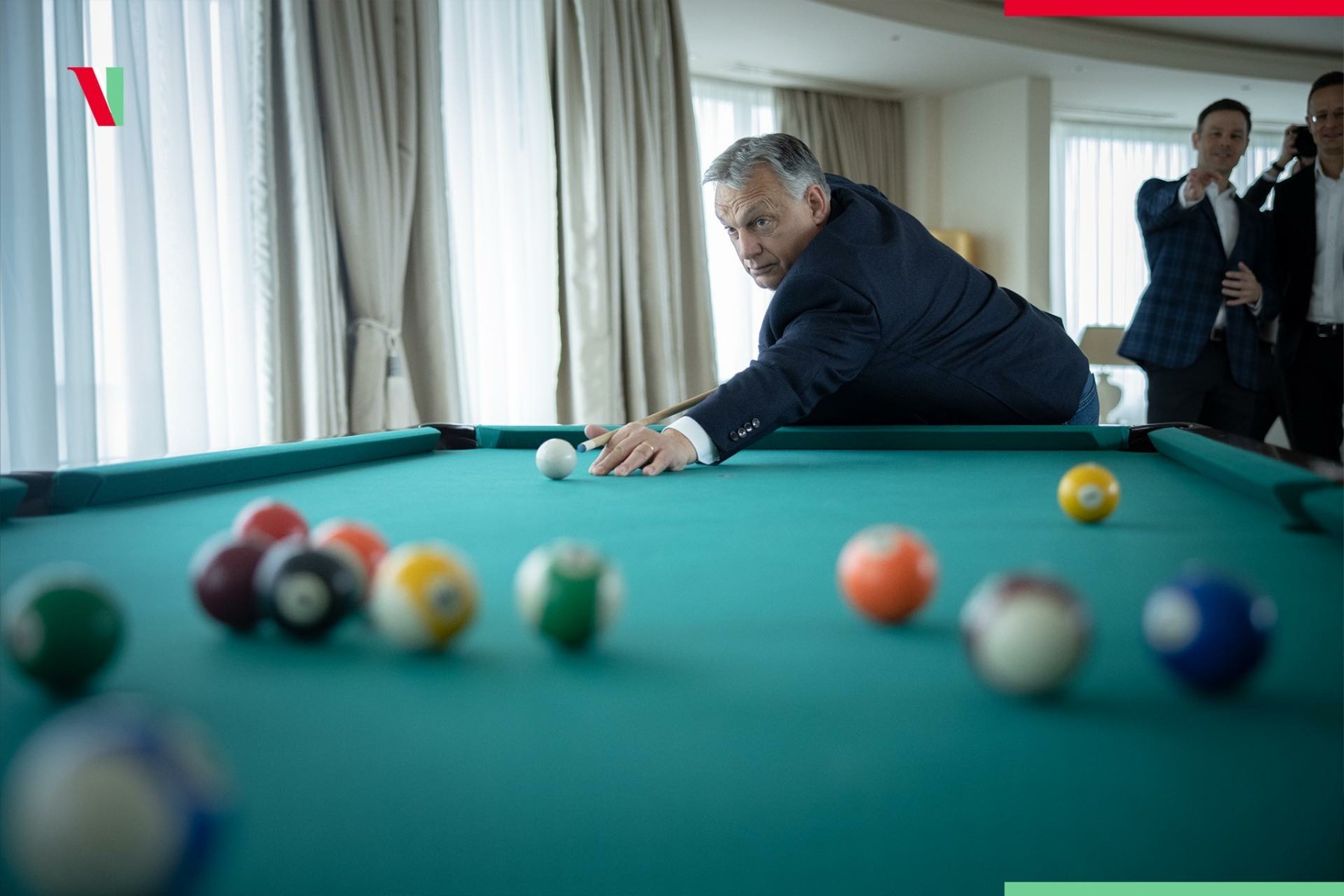 Viktor Orbán, despre retragerea din politică: „Există o academie de fotbal pe care am fondat-o. Mi-ar plăcea să lucrez acolo” /  E unul dintre cei mai longevivi lideri politici din Europa Centrală / A fost prima dată prim-ministru al Ungariei în 1998