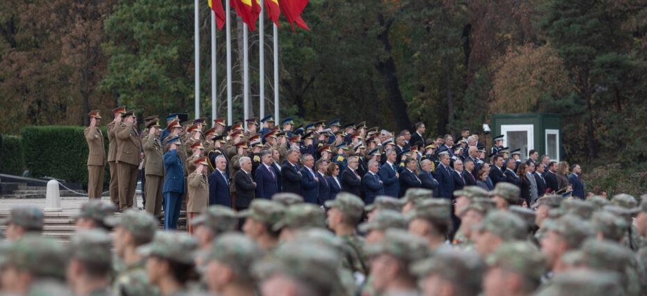 Ziua Armatei Romane, armata, Monumentul Ostasului Necunoscut, militari