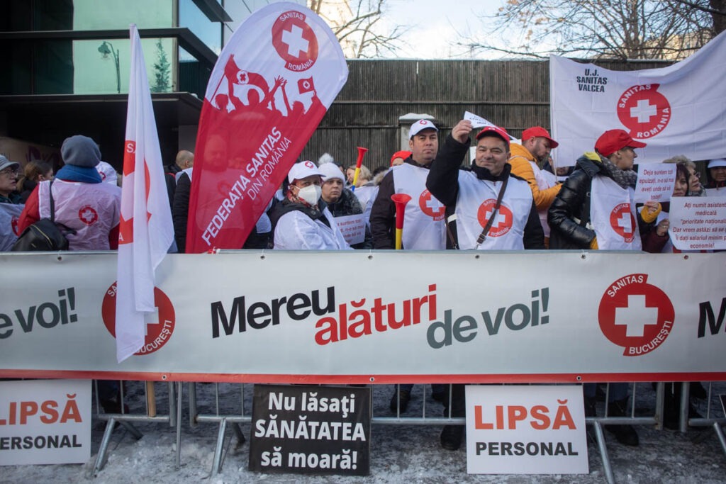 Sindicaliștii de la Sanitas refuză să se mai întâlnească cu ministrul interimar al Muncii pentru discuții pe noua lege a salarizării: „ Ne dorim participarea la dialogul social și la consultări cu un Guvern cu puteri depline”