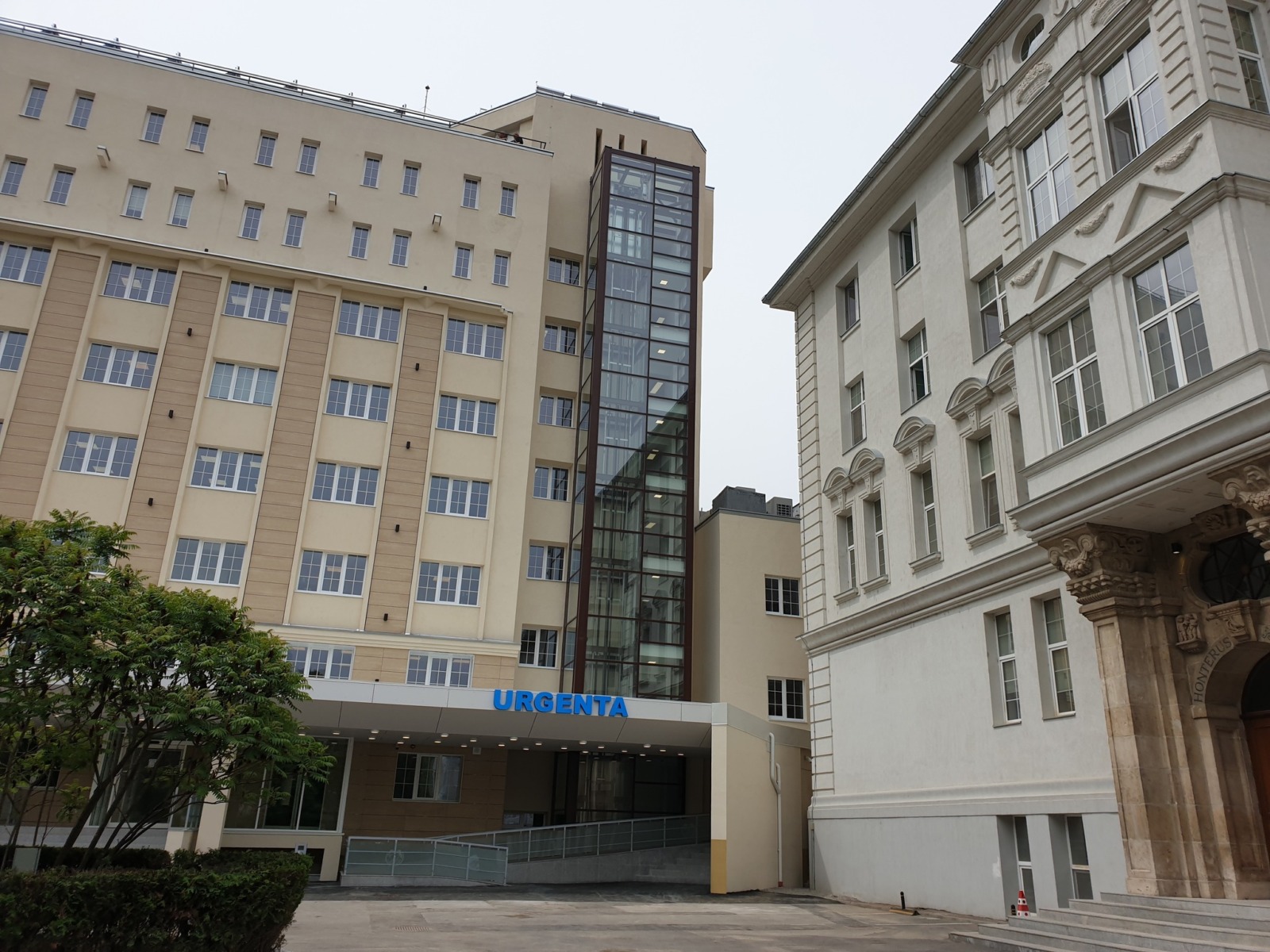 Spitalul Judeţean Brașov va fi dotat cu aparatură performantă pentru pacienţii cu accident vascular cerebral în valoare de aproape 17 milioane de lei
