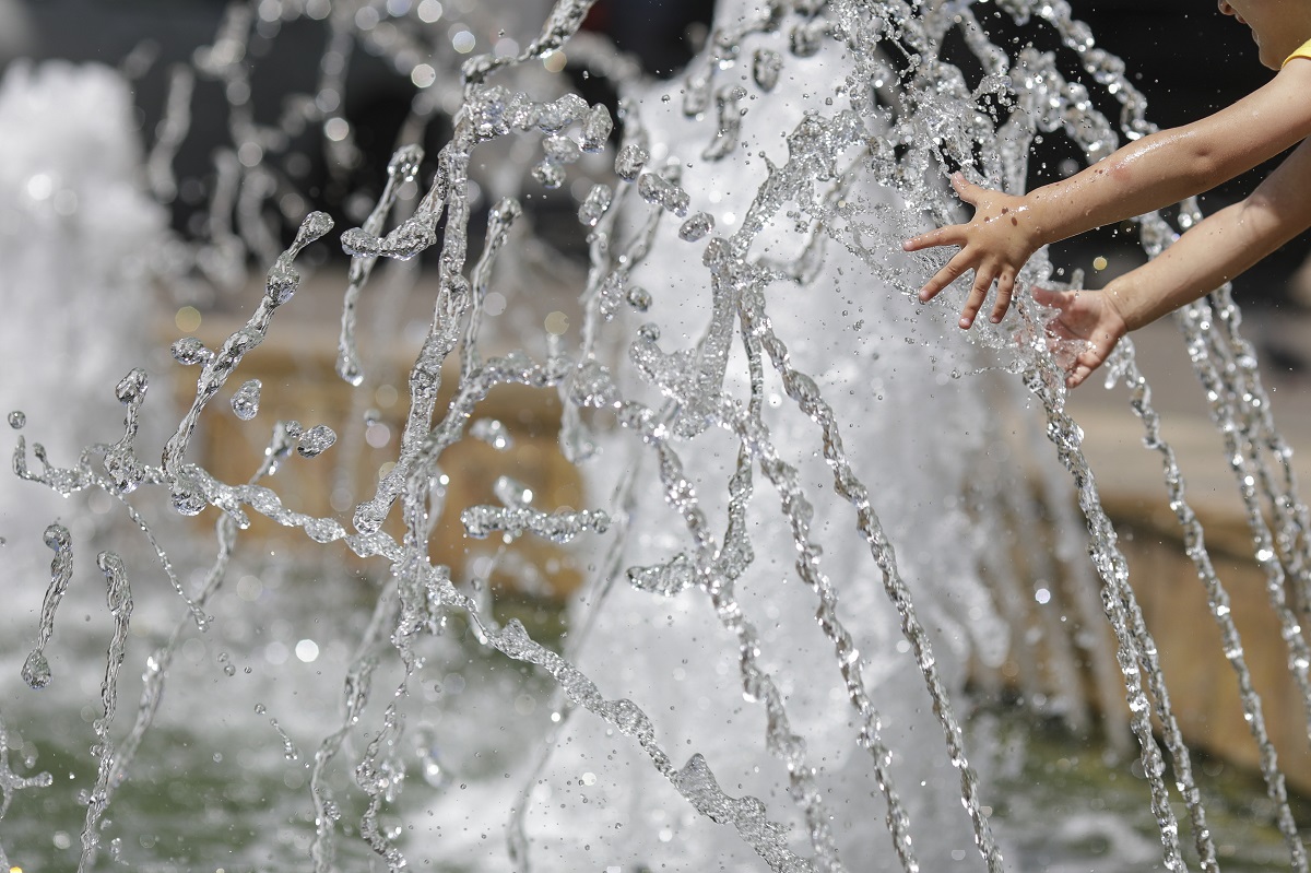 Val de căldură în Europa: temperaturile ar putea depăși 40°C în Franța