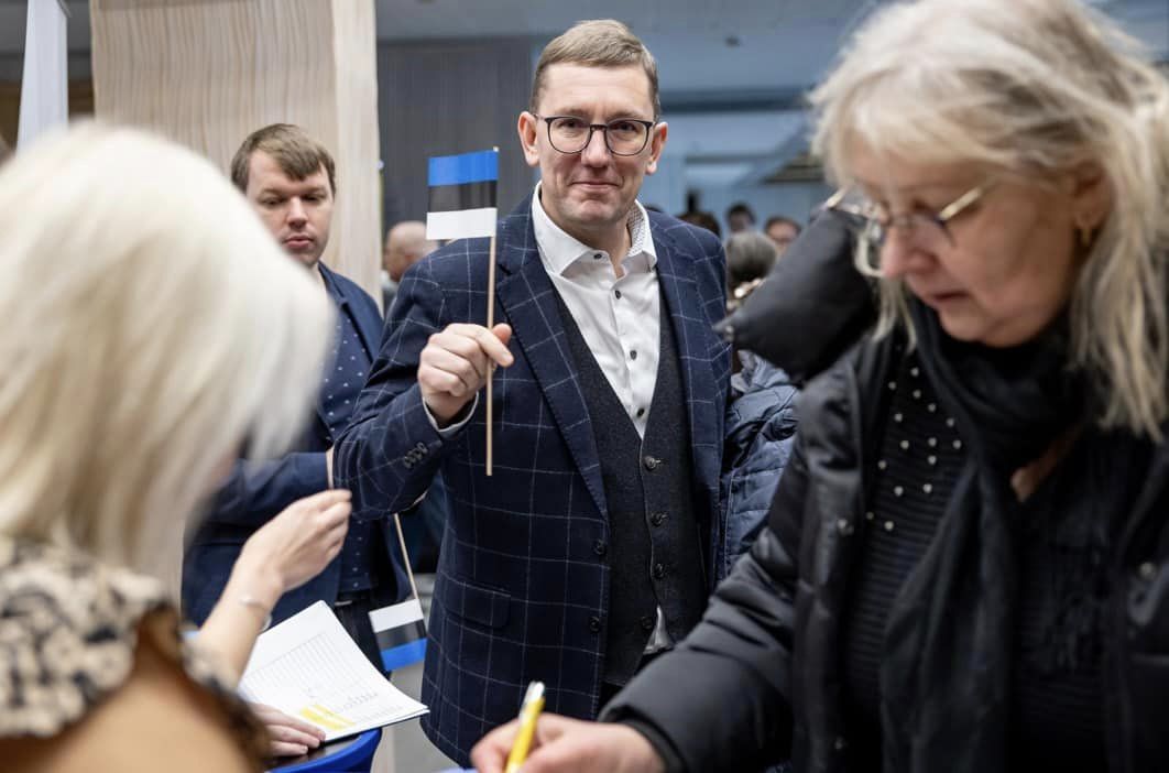 UE avansează încet către un plan de „aderare parțială” pentru țările candidate / Europa trebuie să „își respecte promisiunile” față de cei care doresc să adere, a declarat premierul estonian Kristen Michal