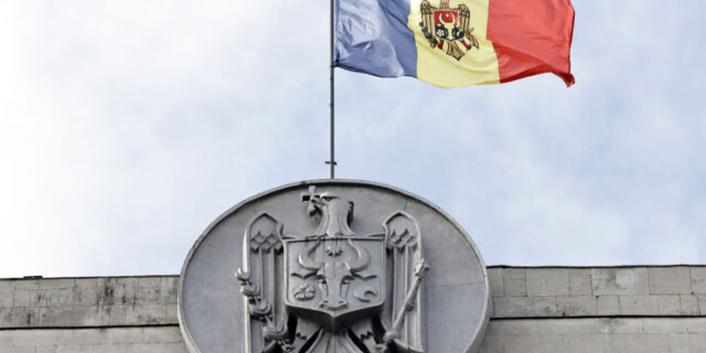 Republica Moldova steag stema