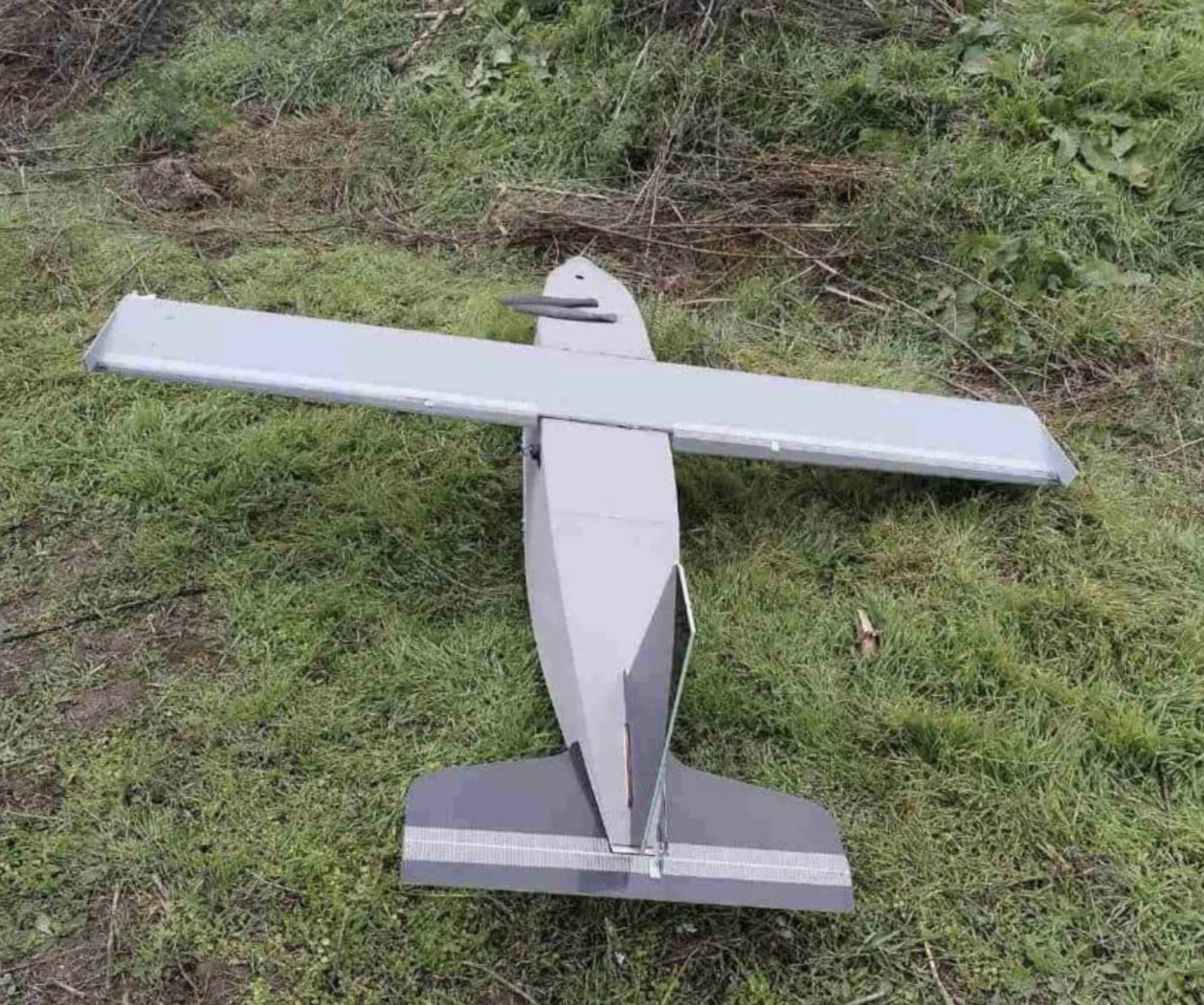 Polițiștii moldoveni au deschis o anchetă după ce o dronă a explodat într-un sat din Orhei / Nu sunt victime