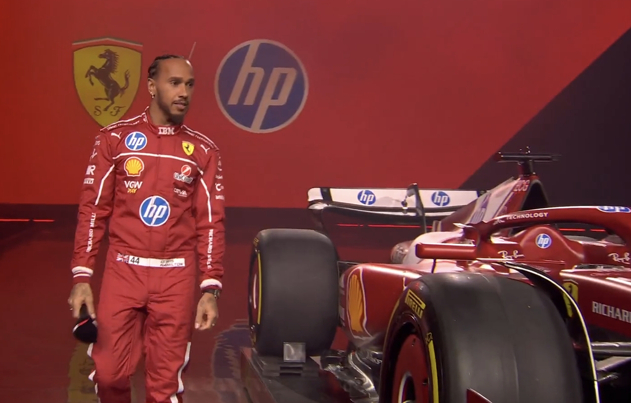 Lewis Hamilton nu renunță la lupta pentru titlu în Formula 1: „Nu s-a terminat” / ”Dacă aș intra în garajul Mercedes și le-aș desface șuruburile”, a glumit britanicul