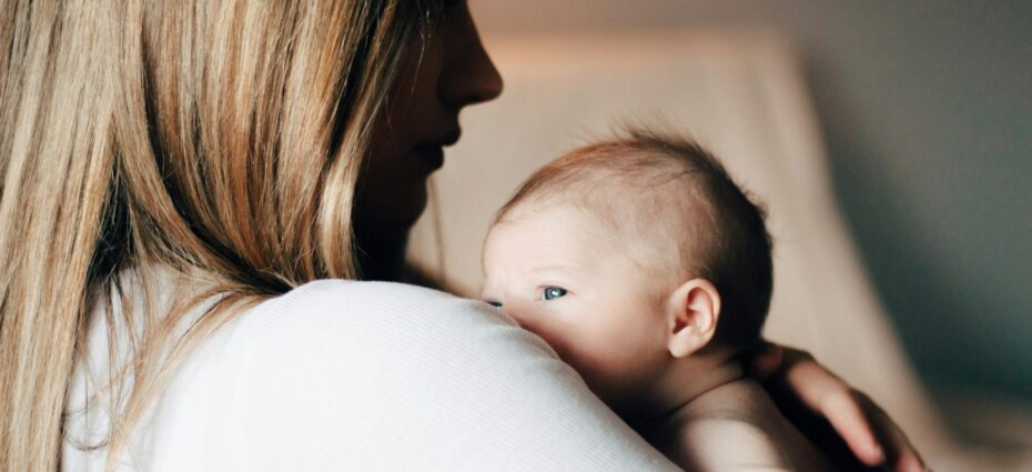 mama bebelus maternitate copil