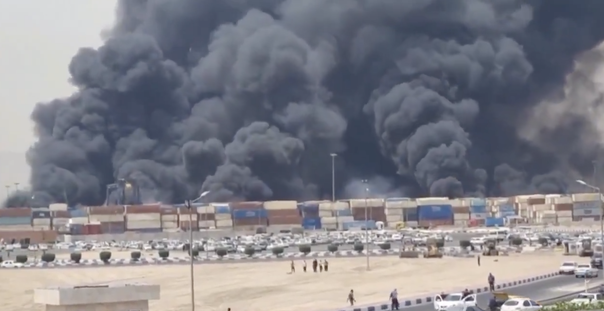 Americanii încearcă să izoleze prin atacuri aeriene coasta Iranului / Experții spun că ar putea urma o invazie