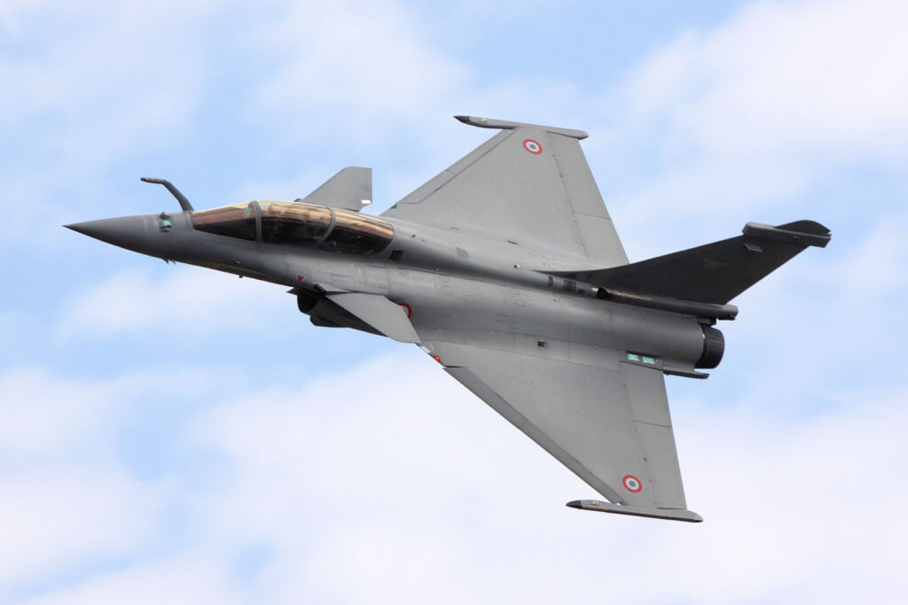 Ucraina va cumpăra avioane de vânătoare franceze Rafale și sisteme de apărare aeriană în cadrul unui acord cu Parisul