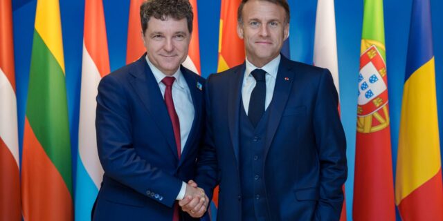 Nicușor Dan si Emmanuel Macron 2