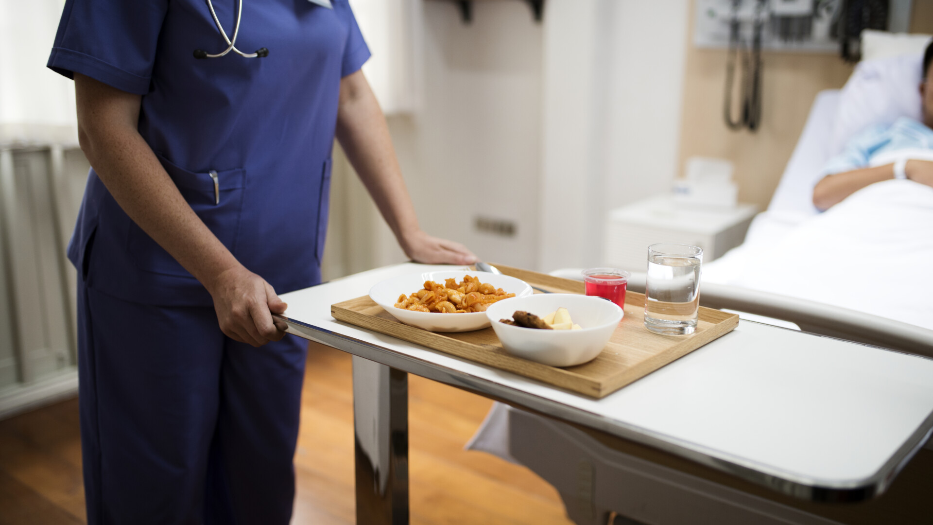 Spitalul Județean Constanța a făcut reguli pentru cei care vin cu donații pentru pacienți / ”Nu primim alimente, dulciuri, sucuri sau alte produse destinate consumului”