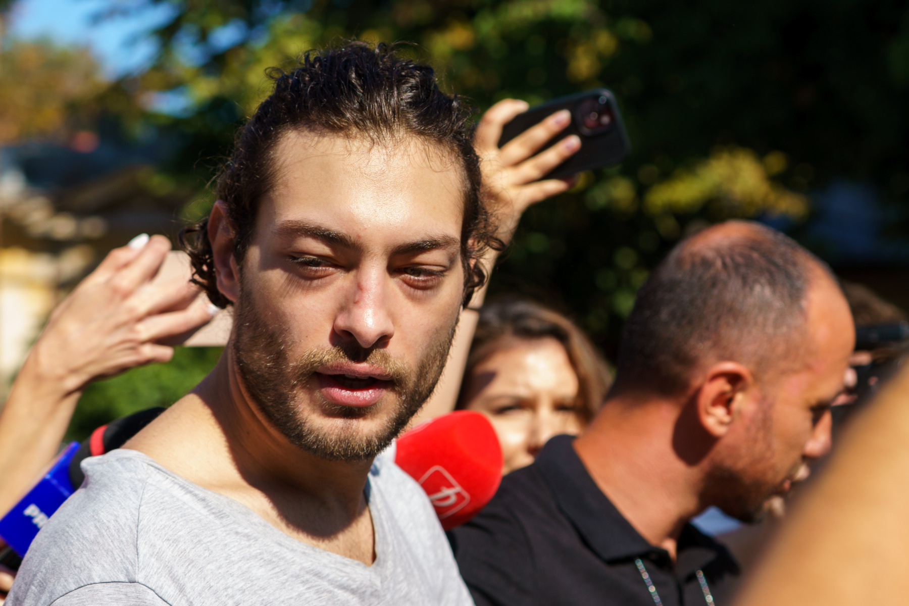 SURSE Fiul lui Ilie Dumitrescu, Toto, dosar penal după ce a făcut scandal într-un magazin și și-ar fi agresat partenera / A fost imobilizat și transportat la Spitalul Clinic de Psihiatrie „Alexandru Obregia”