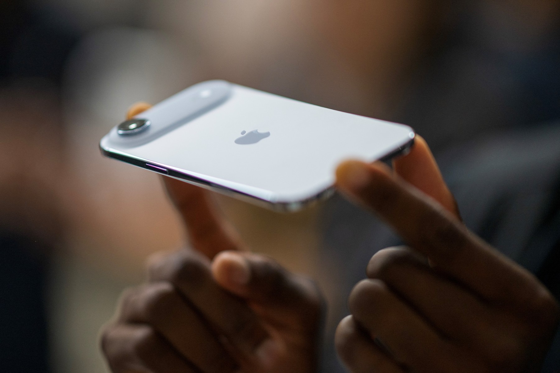 Apple detronează Samsung în vânzările mondiale de telefoane