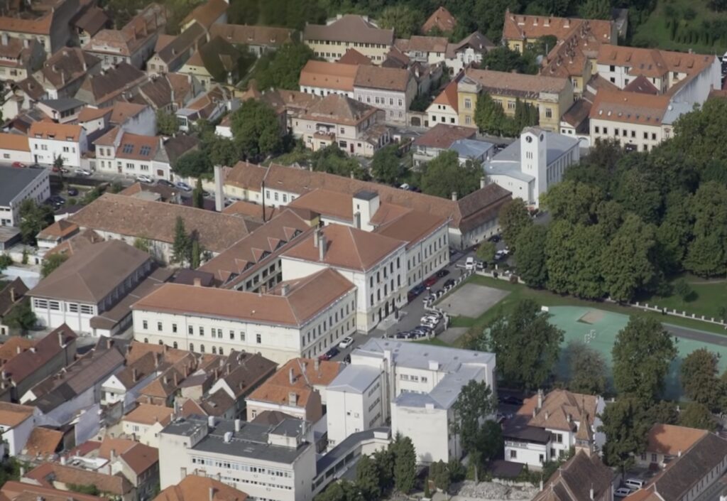 Colegiul Național „Andrei Șaguna” din Brașov, contract de reabilitare energetică și modernizare finanțat prin BERD, ca partea a programului „Oraşe verzi”