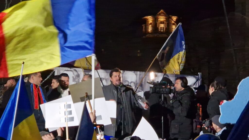 Claudiu Târziu si George Simion protest legea Vexler