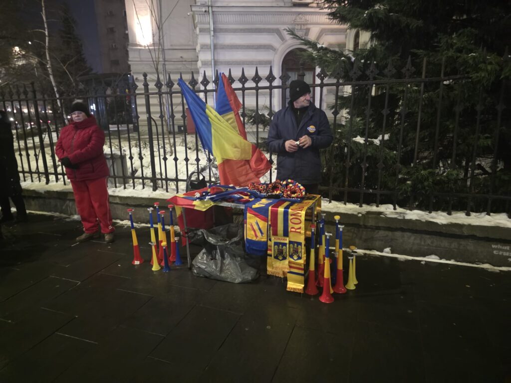 vuvuzele-steaguri-si-alte-simboluri-nationaliste