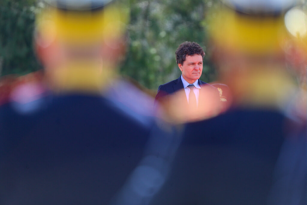 Nicușor Dan îi convoacă luni pe liderii partidelor din fosta coaliție la Palatul Cotroceni, de la ora 9:00, pentru noi discuții privind formarea Guvernului