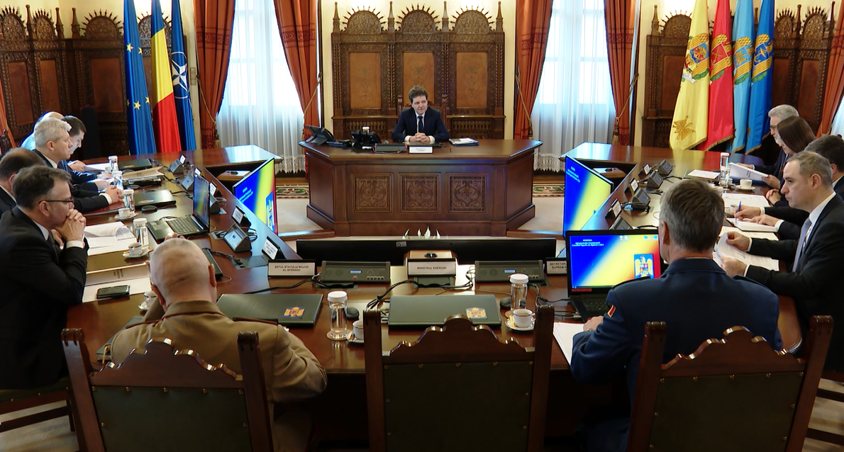 BREAKING | Președintele Nicușor Dan a convocat CSAT la ora 11.00, după ce o dronă rusească s-a prăbușit pe un bloc din Galați / România a solicitat aliaților să deplaseze capabilități antidrone suplimentare și a sesizat Consiliul de Securitate al ONU