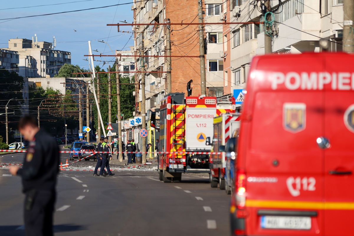 Nicușor Dan și ministrul Apărării, Radu Miruță, merg la Galați / Președintele ar urma să viziteze la spital cele două victime ale dronei rusești care a explodat pe blocul în care locuiau (surse) 