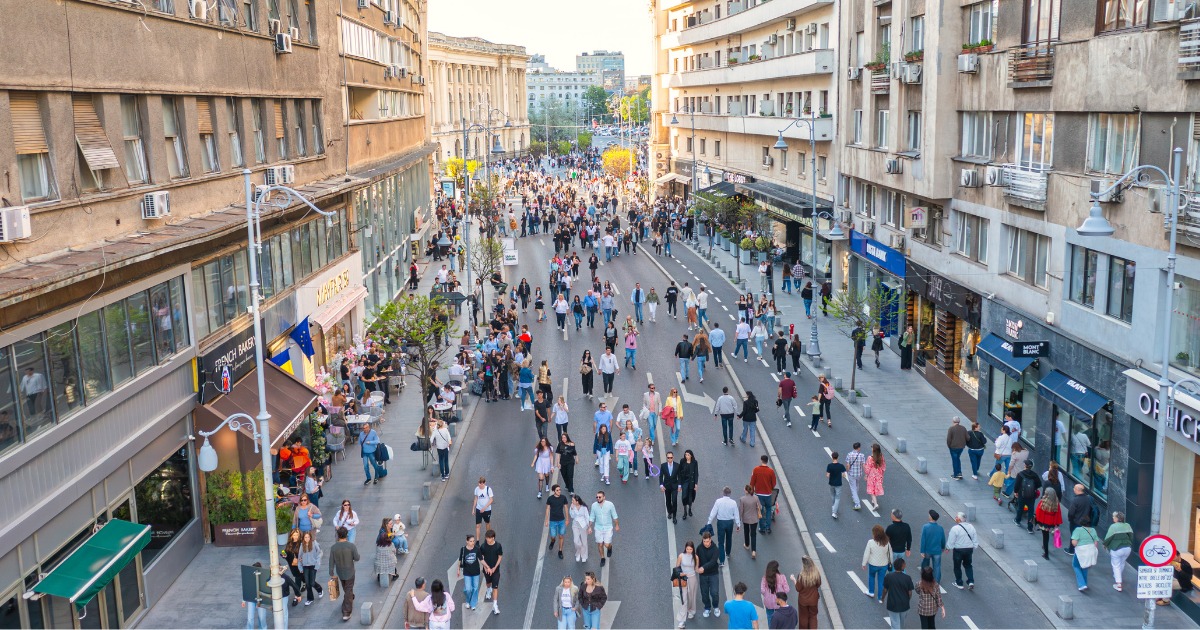 Weekend ploios, dar plin de evenimente și distracție în București / Care este programul manifestărilor