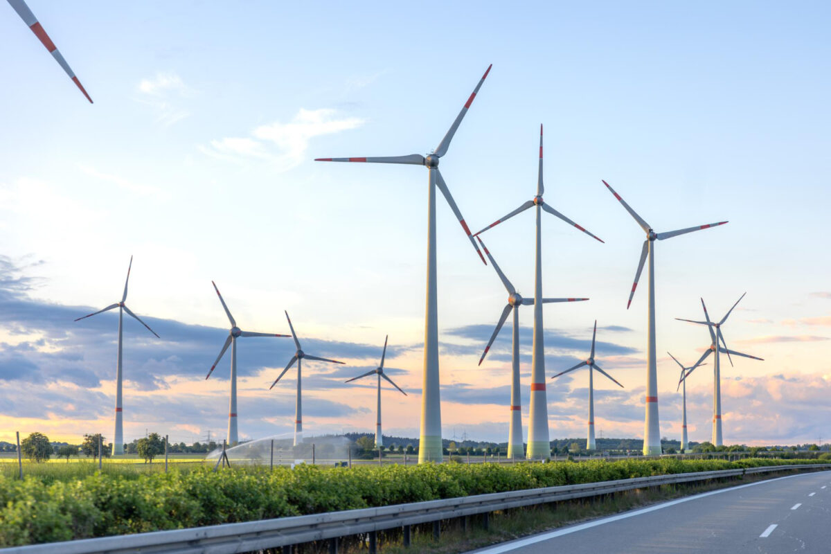 Compania Galicsud S.R.L. anunţă lansarea proiectului cu titlul „Instalare capacitate de stocare a energiei electrice pentru CEF Izvoru Bârzii”, proiect deținut de Alive Energy