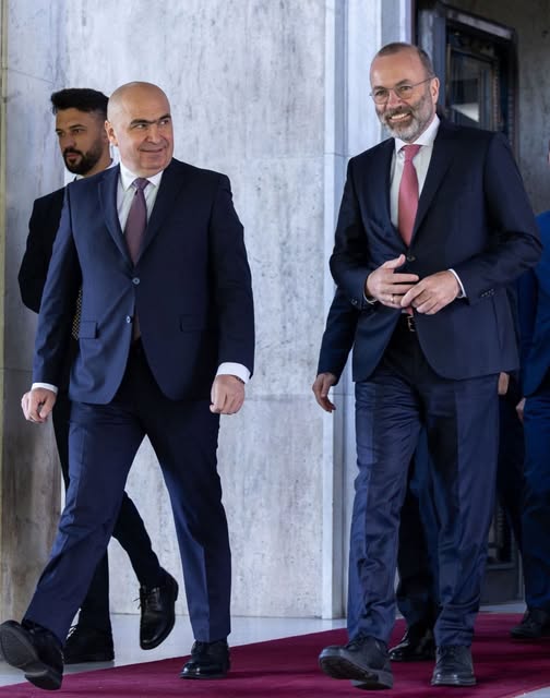 Președintele PPE, Manfred Weber, îl felicită pe Ilie Bolojan pentru realegerea la șefia PNL: „Astăzi România are nevoie de un PNL puternic”