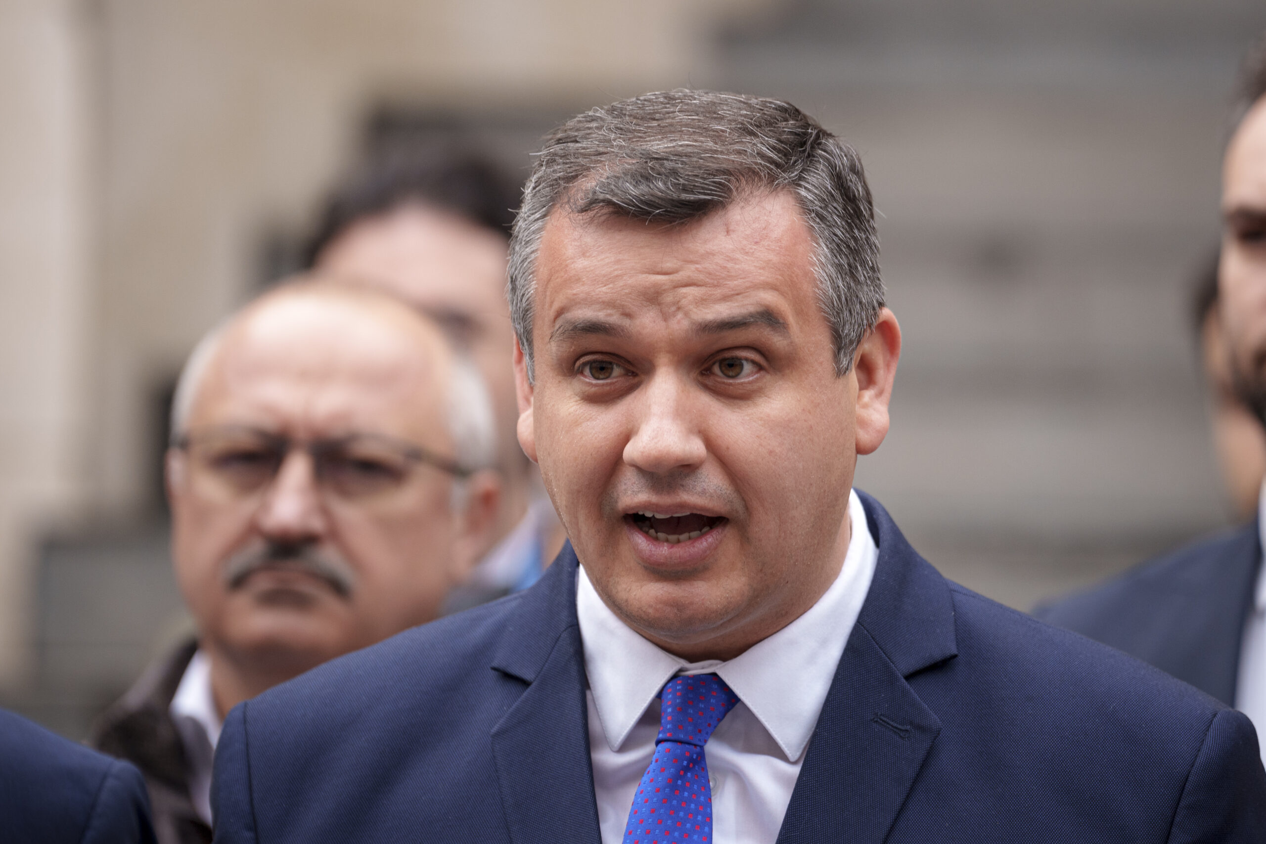 Cine este Eugen Tomac, premierul desemnat de Nicușor Dan: Basarabean venit în România la 17 ani, pentru mulți ani „omul lui Băsescu”, acuzat de Curtea de conturi în 2012 că ar fi cheltuit ilegal 2,3 milioane de lei / Soția și cumnata în funcții publice, iar soacra beneficiară de bani din PNRR