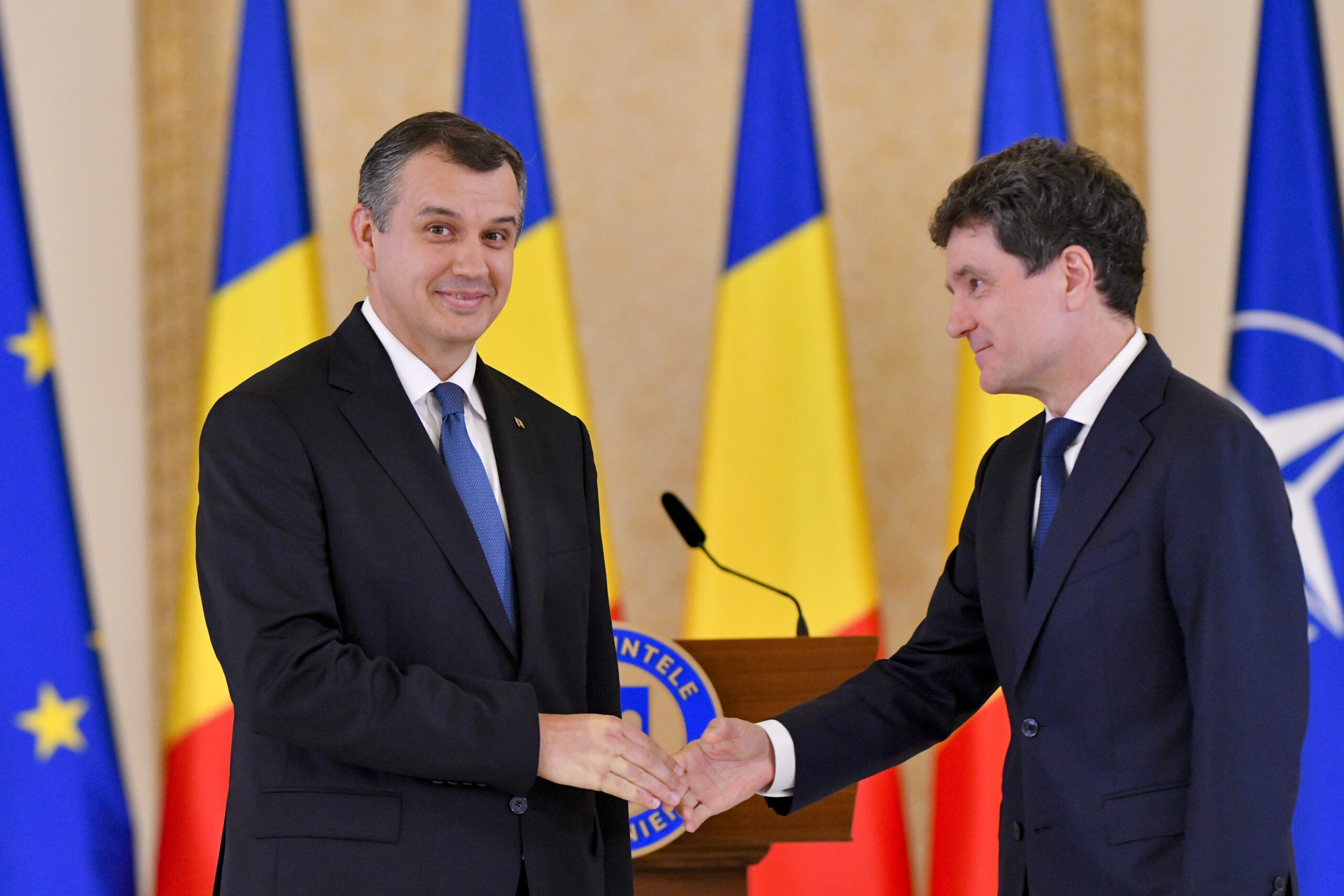 Sondaj G4Media: Credeți că premierul desemnat Eugen Tomac va obține votul Parlamentului pentru a fi învestit?
