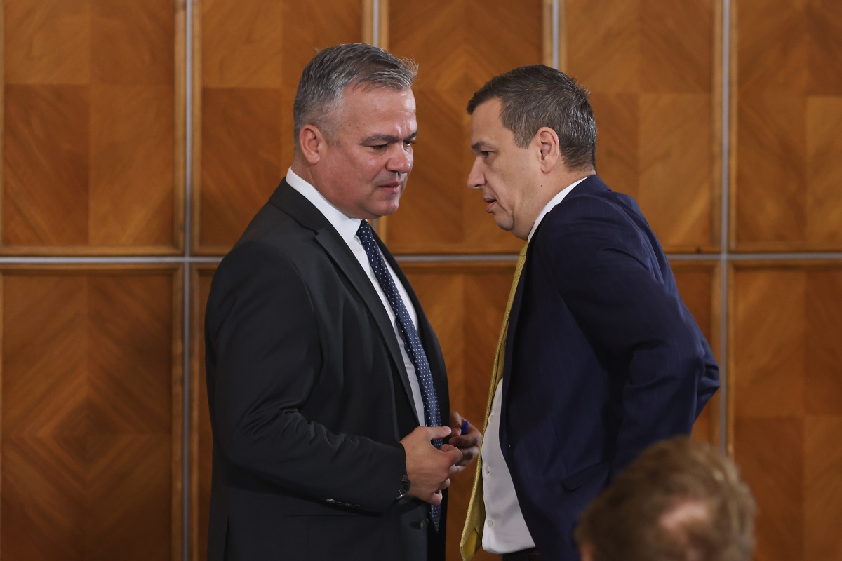 PSD, așteptat să decidă duminică dacă susține Guvernul Veștea / Ședința social-democraților, după congresul PNL