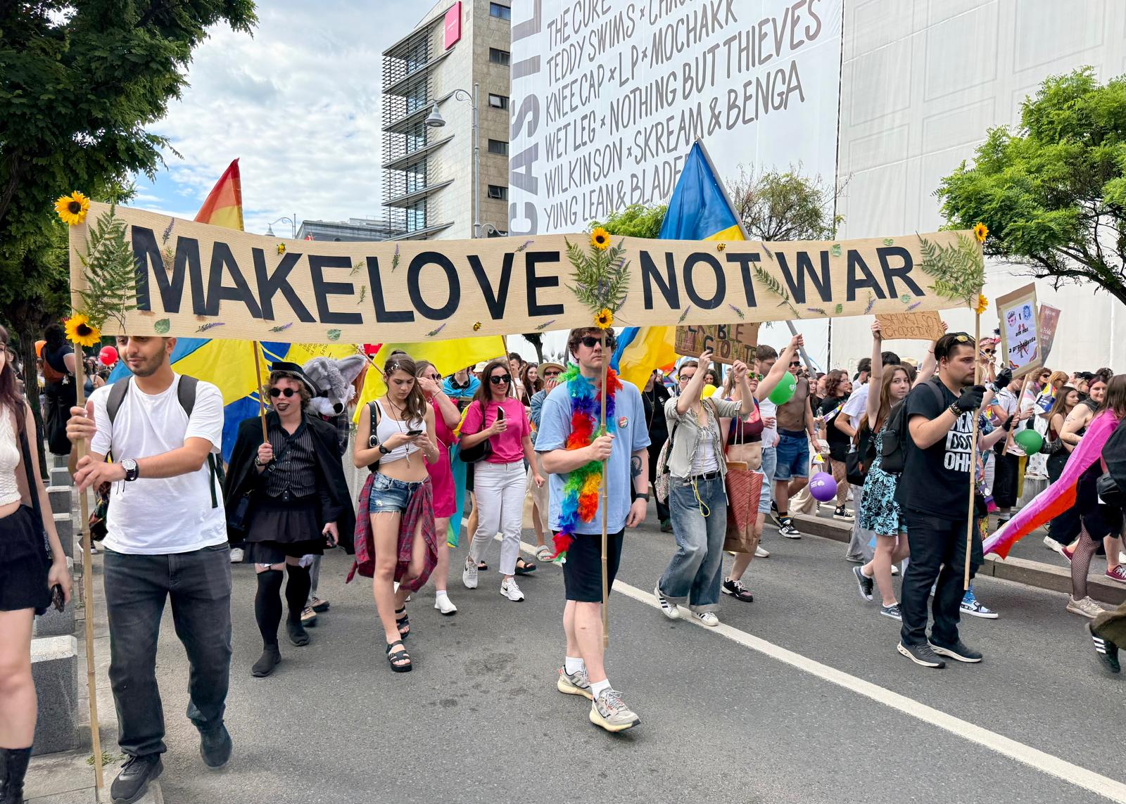 Oradea Pride 2026 | Verzii Europeni și eurodeputați cer autorităților române să permită desfășurarea marșului: „Nicio zonă fără Pride în Uniunea Europeană” / Pentru al patrulea an consecutiv, organizatorii spun că sunt împiedicați să organizeze un marș și li se permite doar o adunare statică