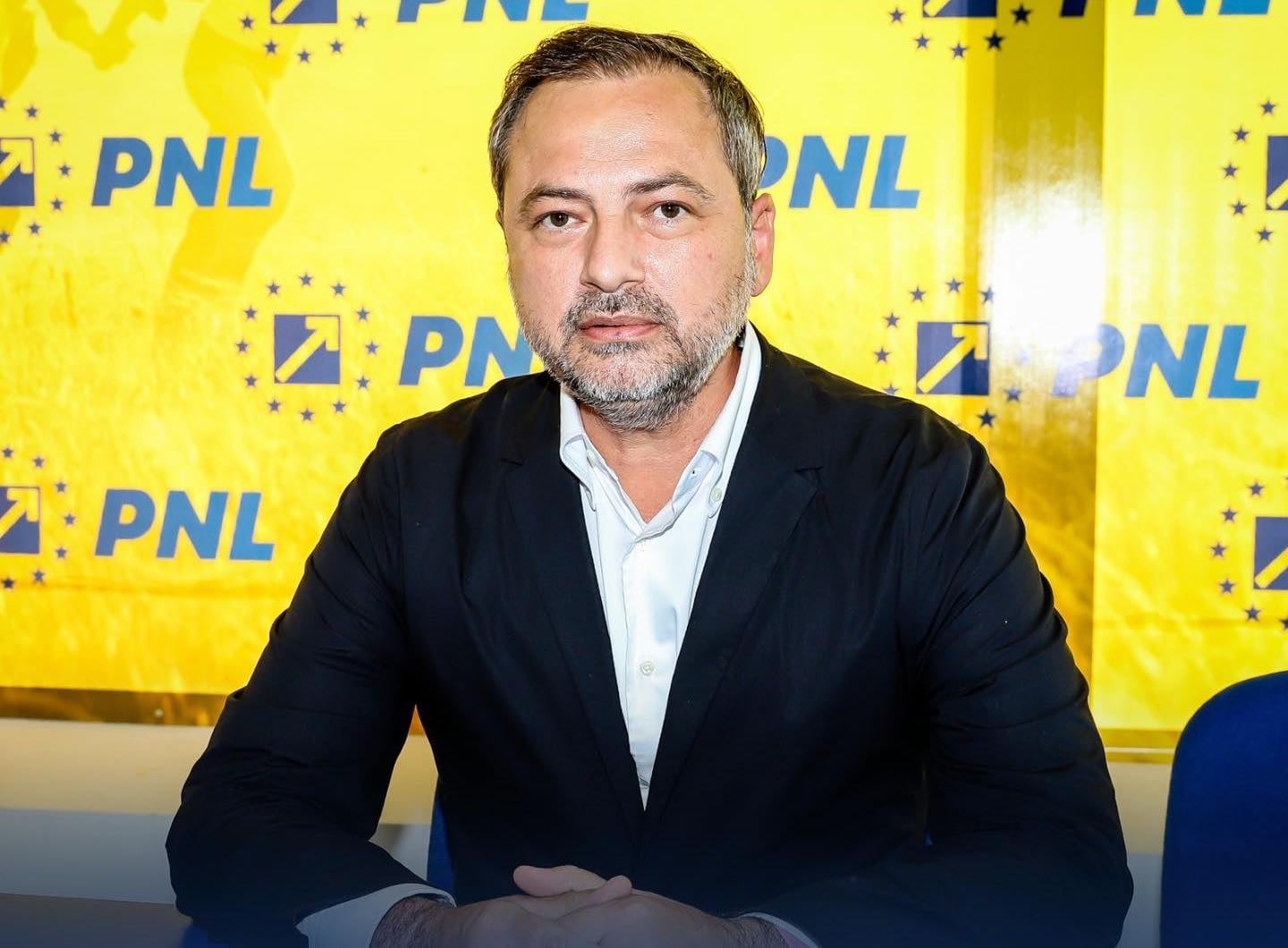 Secretarul general al PNL: Eugen Tomac este un europarlamentar eficient dar nu îndeplinește condițiile necesare pentru a fi premier. Nu are încredere publică ridicată și nici expertiză tehnică ori administrativă