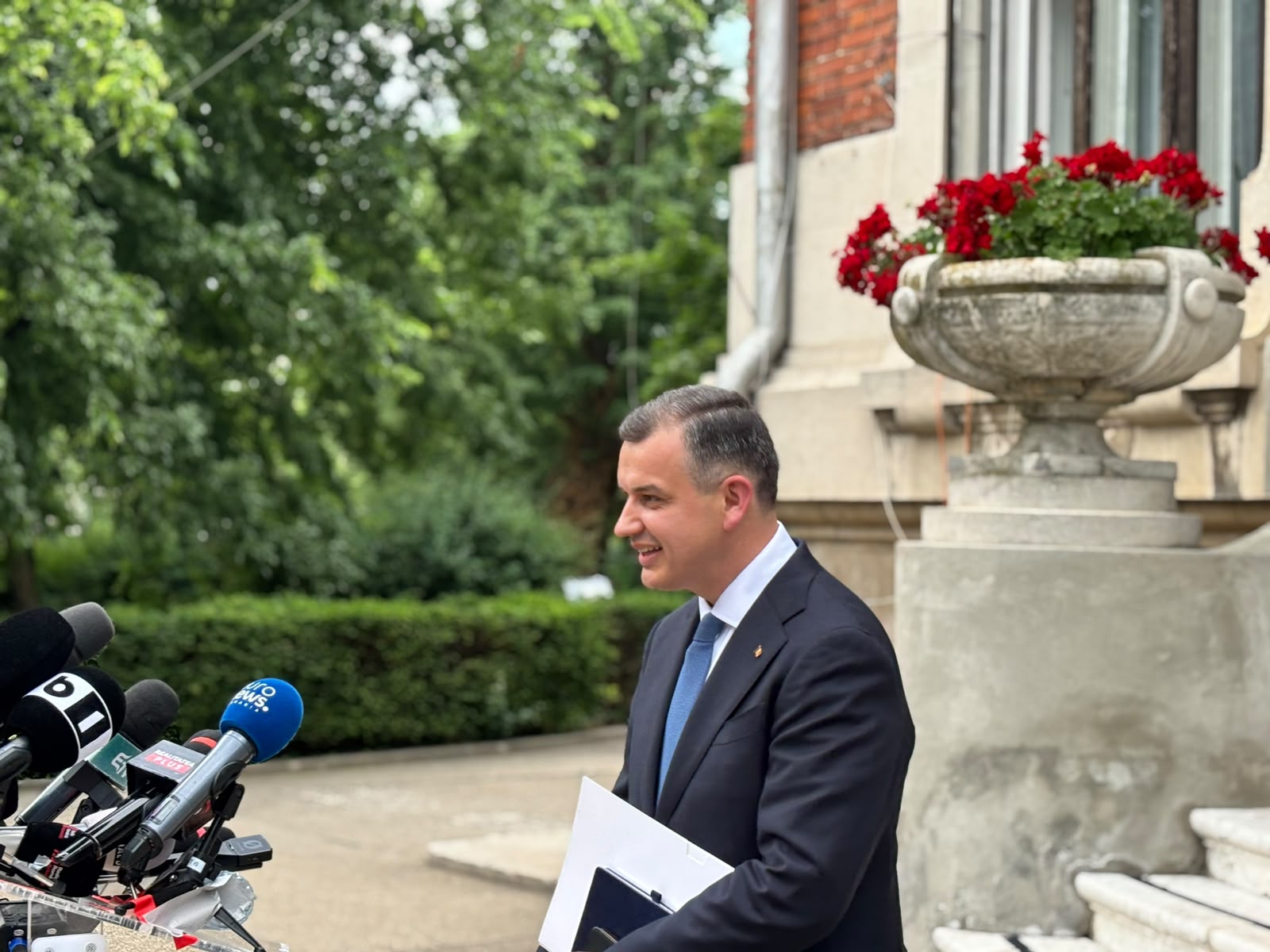 UPDATE Partidele vor primi miercuri seară lista cu propunerile de miniștri și programul de guvernare / Tomac a anunțat că lista miniștrilor nu a fost finalizată