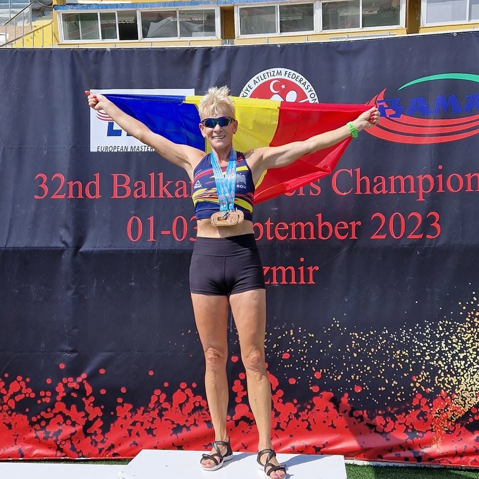 O româncă de 61 de ani a luat bronzul la Campionatul Mondial Masters de alergare montană / ”E o medalie pentru care am muncit cu pasiune, disciplină și încredere”