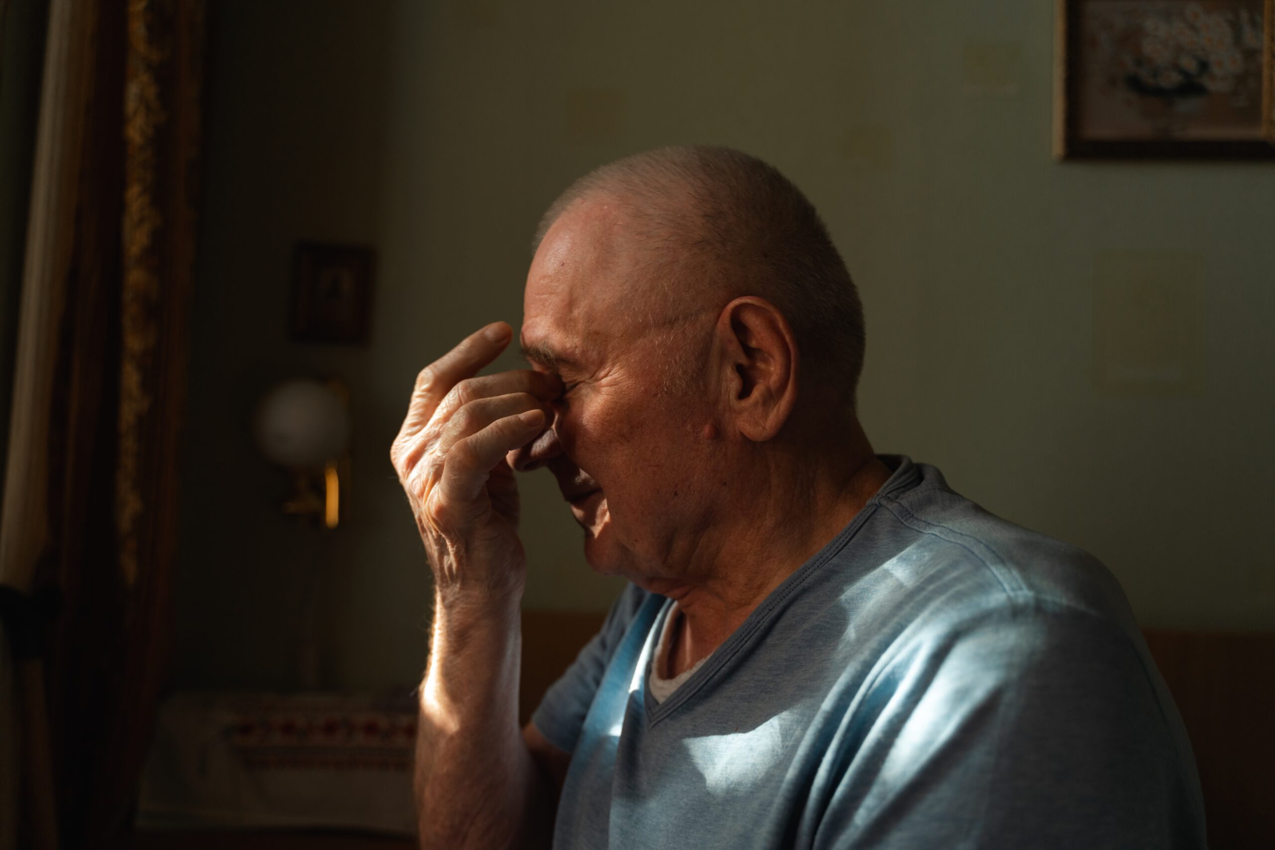 Demența începe cu „gafe” aparent banale. Medic neurolog: „Pacienții ajung, din păcate, când boala este deja coaptă”